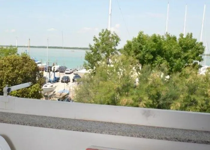 Apartament Dream Holidays In Our Flat - Beahost