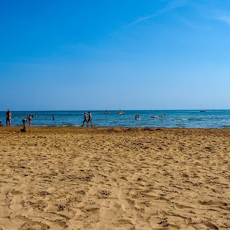 Dream Holidays In Our Flat - Beahost 比比翁